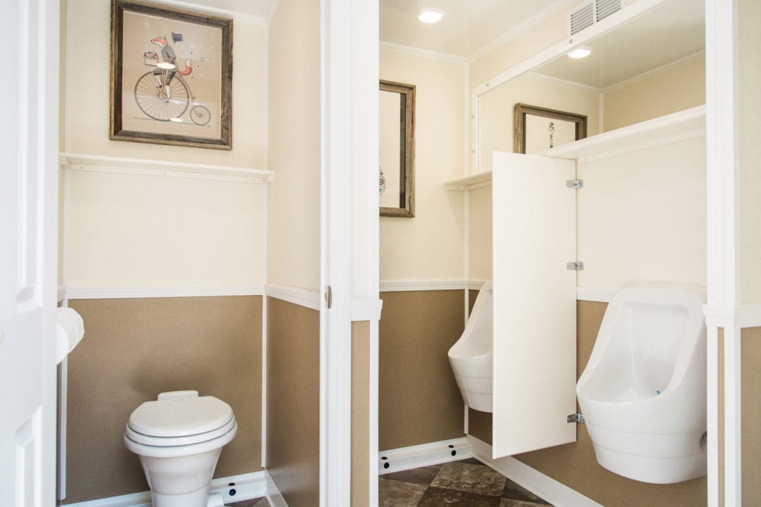 Texas Luxury Portable Restroom Toilet Trailers Rentals In Texas